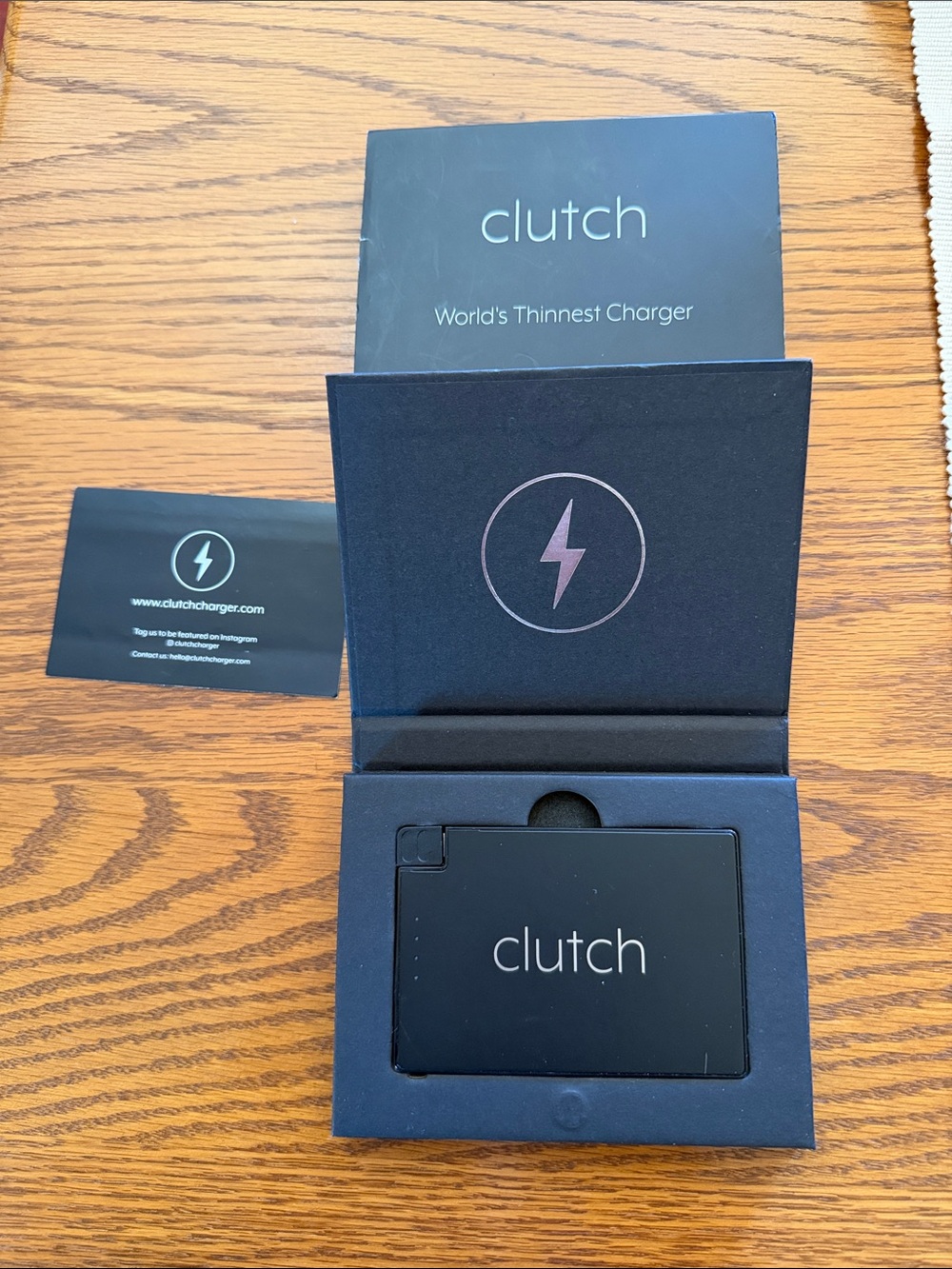 World's Thinnest Charger - Black